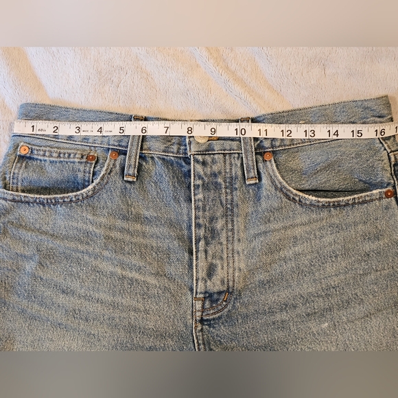 Madewell Relaxed Mid-Length Denim Shorts, Sz. 28 - Picture 4 of 13